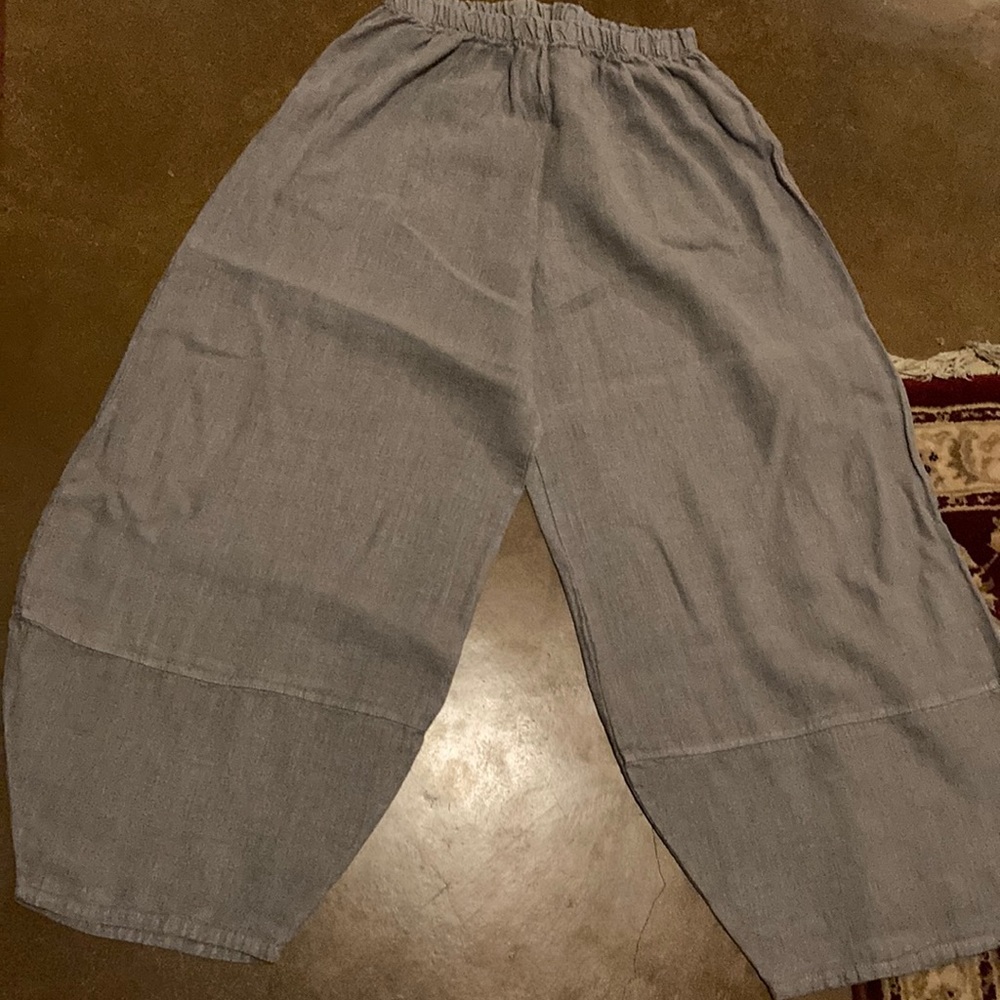 grey balloon pants